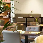 ホテル Duesseldorf-neuss By Ihg 4*