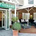 Duesseldorf-neuss By Ihg Отель Нойс