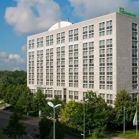 Hotel Duesseldorf-neuss By Ihg 4*