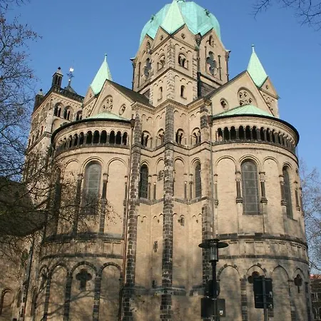 Duesseldorf-neuss By Ihg 4* Нойс