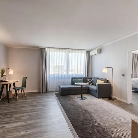 Отель Duesseldorf-neuss By Ihg