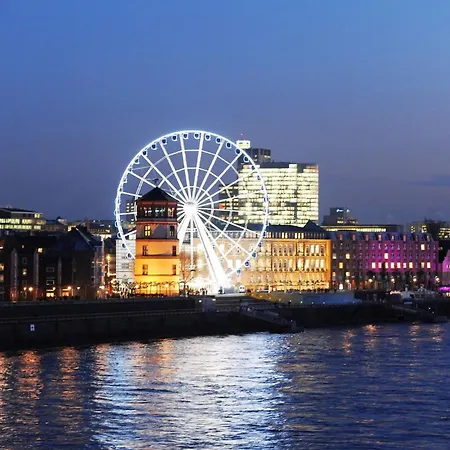 Отель Duesseldorf-neuss By Ihg 4*