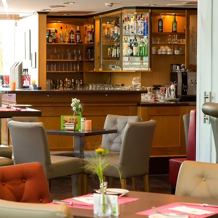 Duesseldorf-neuss By Ihg Hotel Neuss