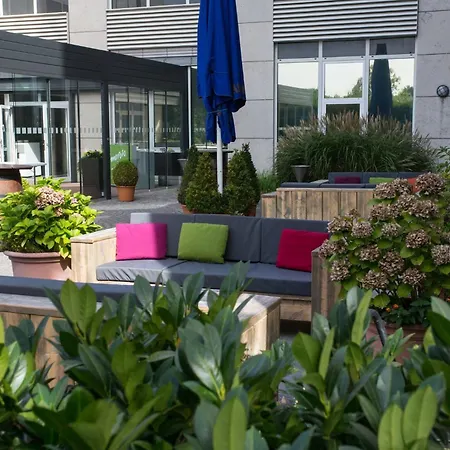 Hotel Duesseldorf-neuss By Ihg 4*