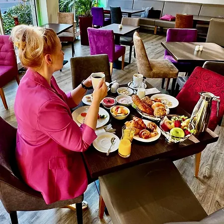 Szálloda Duesseldorf-neuss By Ihg Neuss