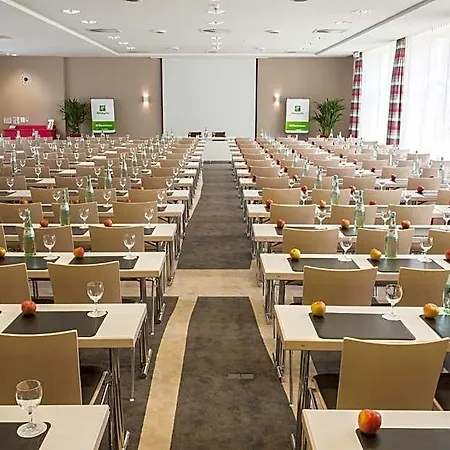 Duesseldorf-neuss By Ihg Нойс