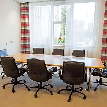 Duesseldorf-neuss By Ihg Отель