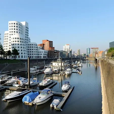 Duesseldorf-neuss By Ihg 诺伊斯