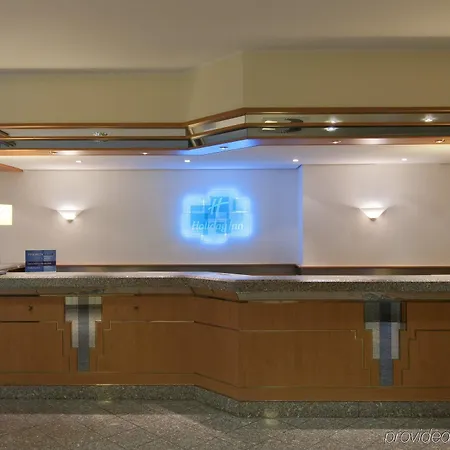 Duesseldorf-neuss By Ihg Отель 4*