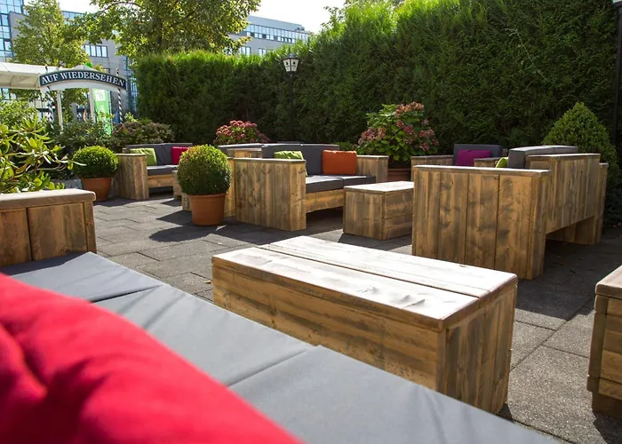 Hotel Duesseldorf-neuss By Ihg 4*