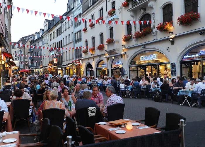 Duesseldorf-neuss By Ihg Hotel 4*