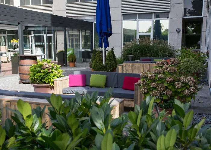 Otel Duesseldorf-neuss By Ihg 4*