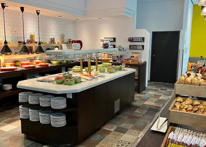 Duesseldorf-neuss By Ihg Hotel