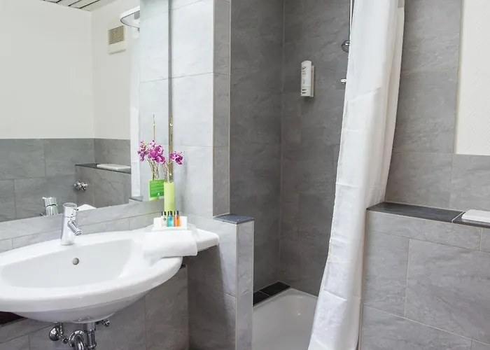 Szálloda Duesseldorf-neuss By Ihg 4*