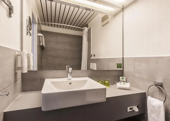 Duesseldorf-neuss By Ihg Отель Нойс