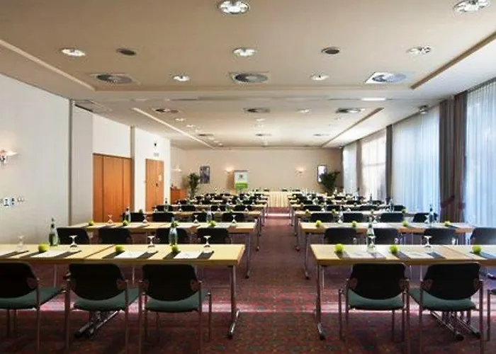 Otel Duesseldorf-neuss By Ihg Neuss