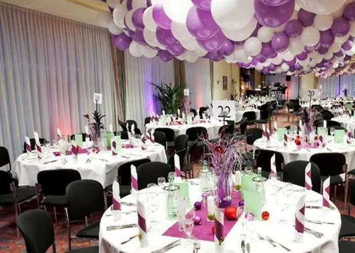 Отель Duesseldorf-neuss By Ihg 4*