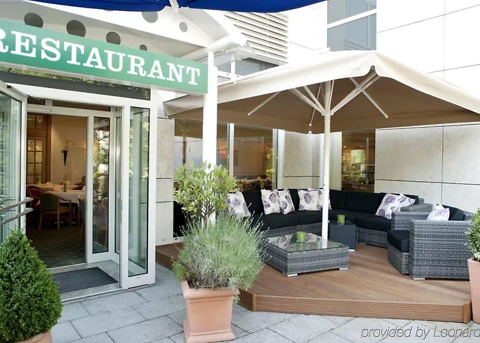 Duesseldorf-neuss By Ihg Szálloda Neuss